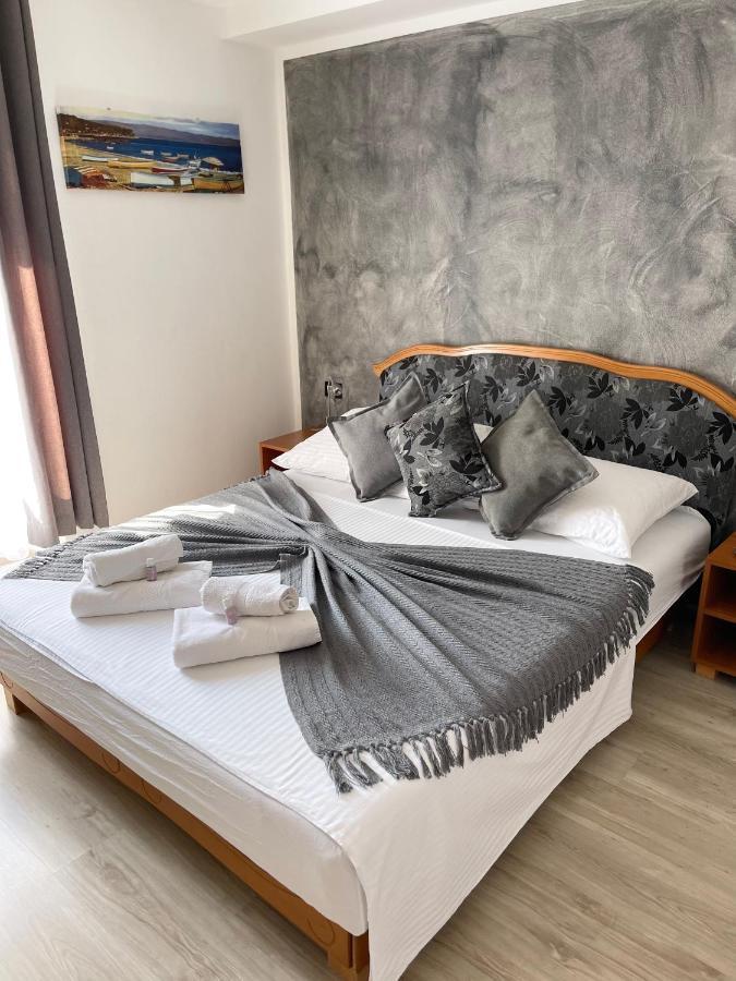 Rooms Valentino Poreč Exterior foto
