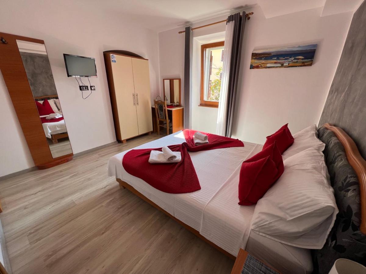 Rooms Valentino Poreč Exterior foto