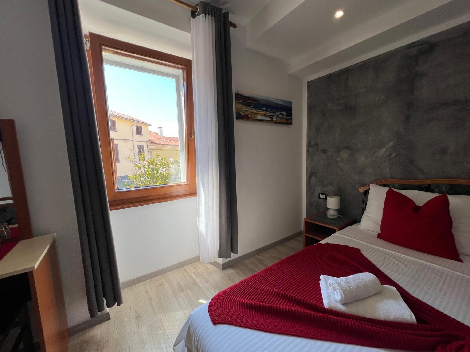 Rooms Valentino Poreč Exterior foto